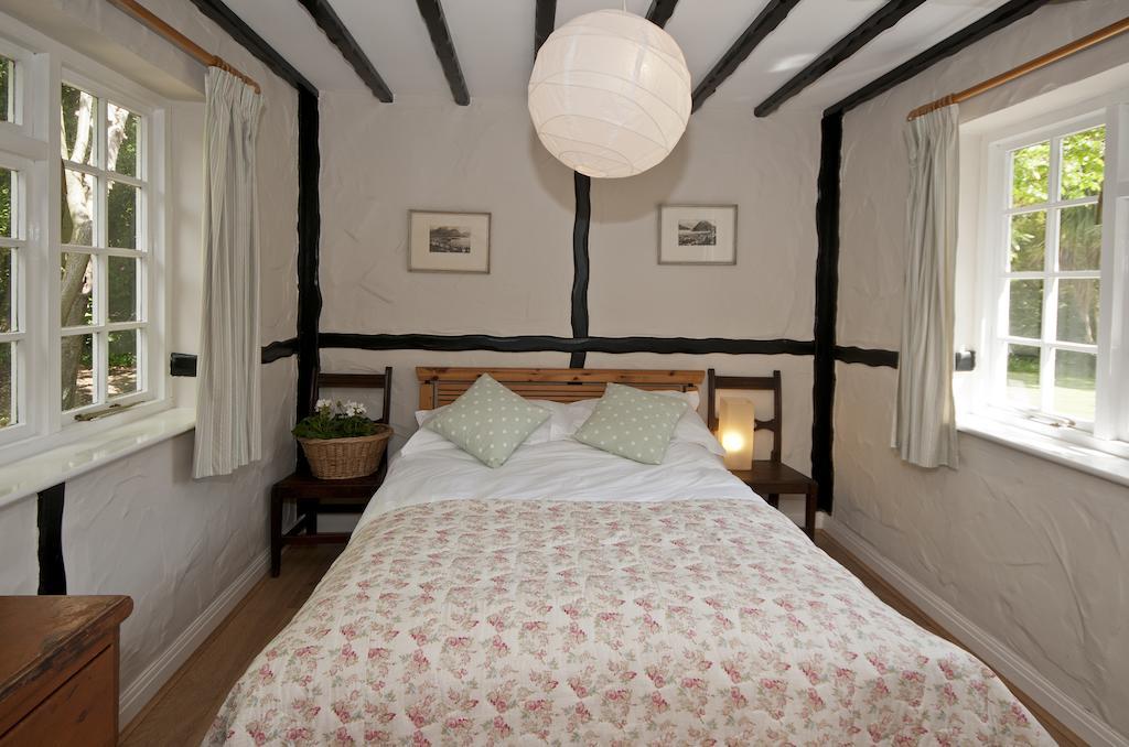 Tros Yr Afon Holiday Cottages And Manor House Beaumaris Pokoj fotografie